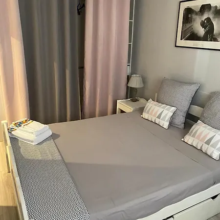Διαμέρισμα Beau 4p Dans De Standing Avec Piscine *